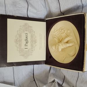 1982 I Pagliacci collector plate